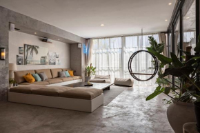 Luxury apartment close to the beach
